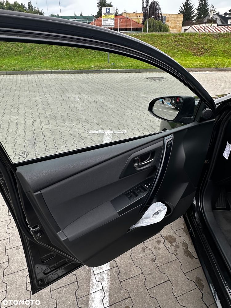 Toyota Auris - 23