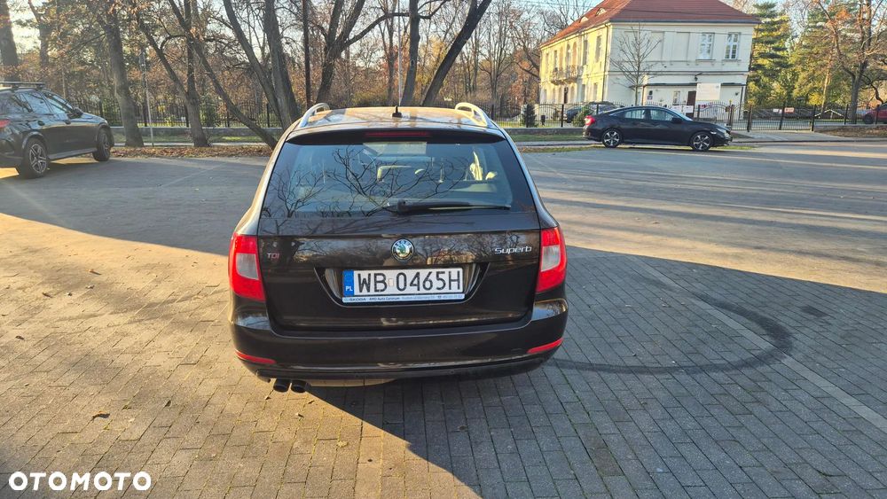 Skoda Superb 2.0 TDI Elegance - 20