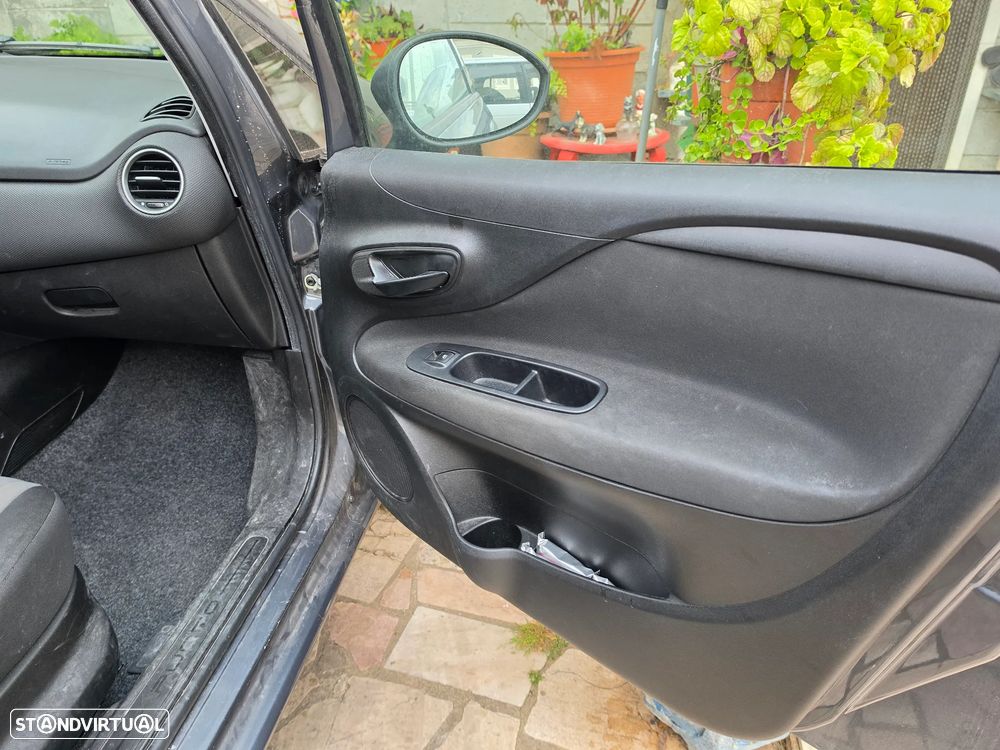 Fiat Punto 1.2 Easy S&S - 10