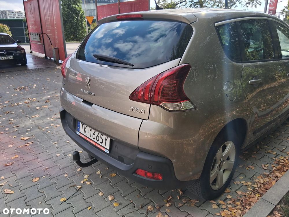 Peugeot 3008 2.0 BlueHDi Style - 4
