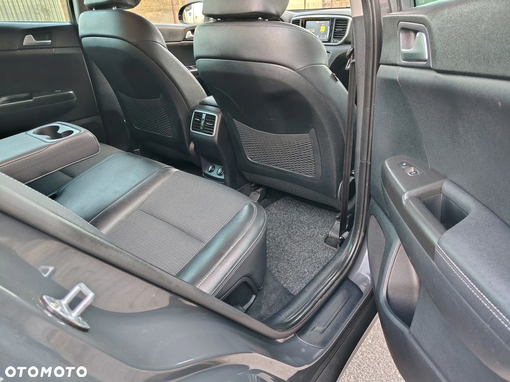 Kia Sportage 1.6 GDI L Business Line Plus 2WD - 7