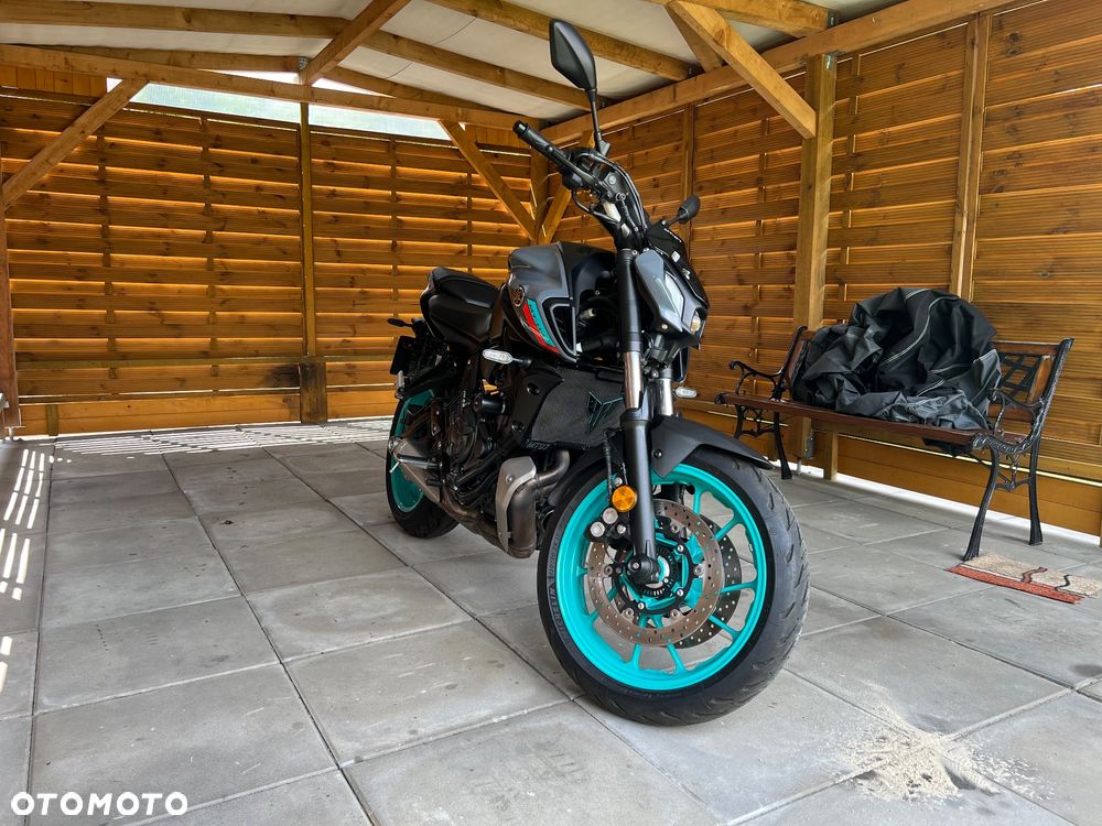 Yamaha MT - 2