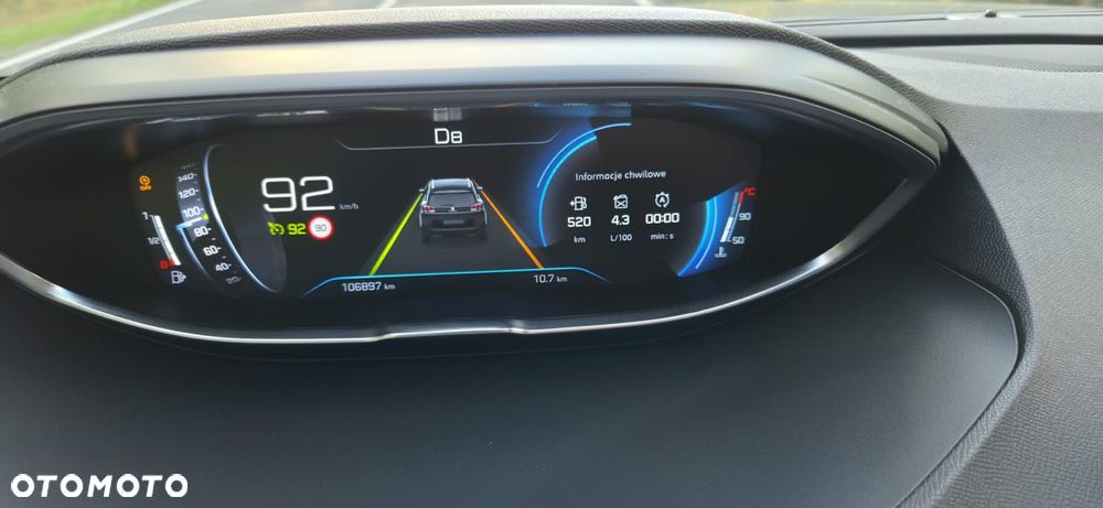 Peugeot 5008 1.2 PureTech Allure S&S EAT8 - 12