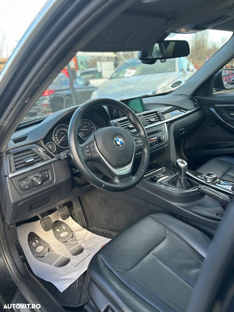 BMW Seria 3 318d xDrive Sport Line - 11