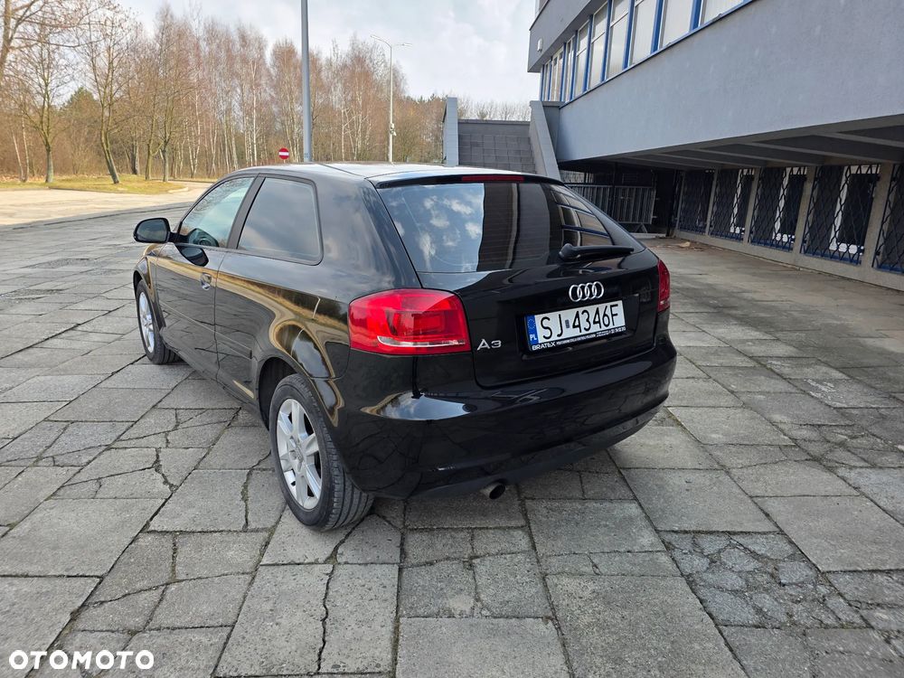Audi A3 3-drzwiowe 1.6 S tronic Ambition - 5