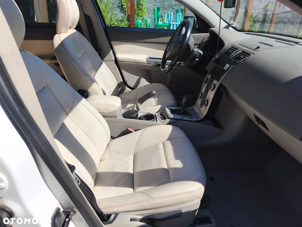 Volvo V50 T5 Summum - 13