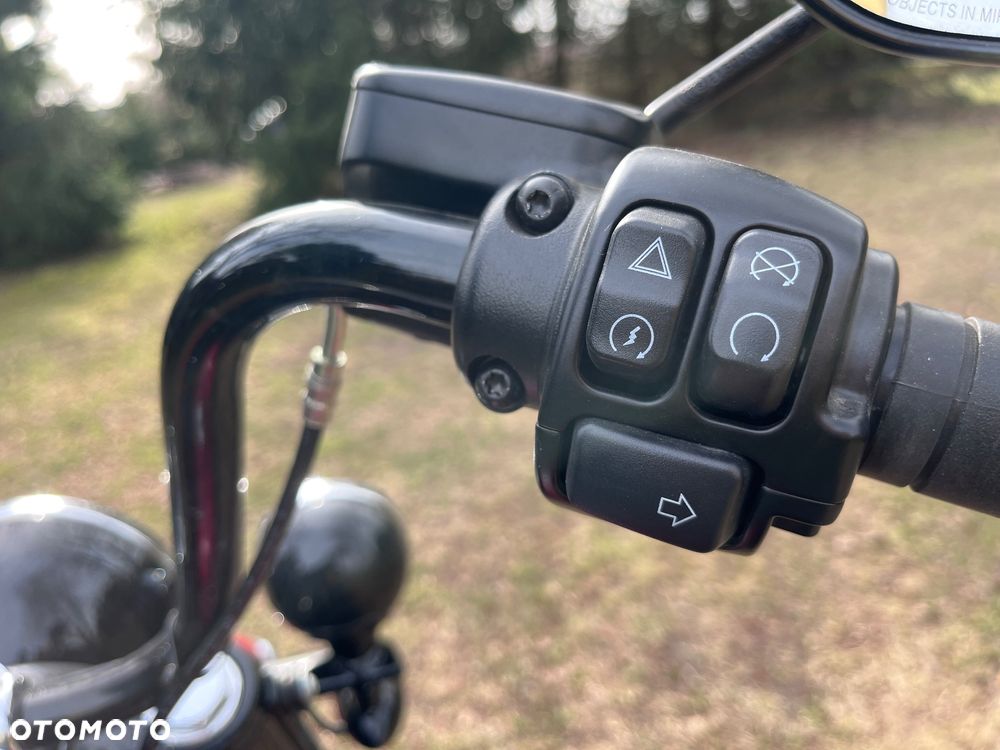 Harley-Davidson Softail Heritage Classic - 23