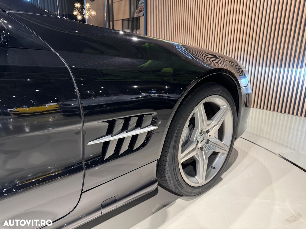 Mercedes-Benz SL 350 7G-TRONIC - 27