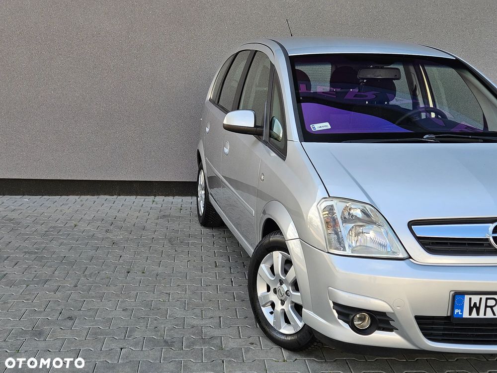 Opel Meriva 1.8 16V Essentia Easytronic - 14