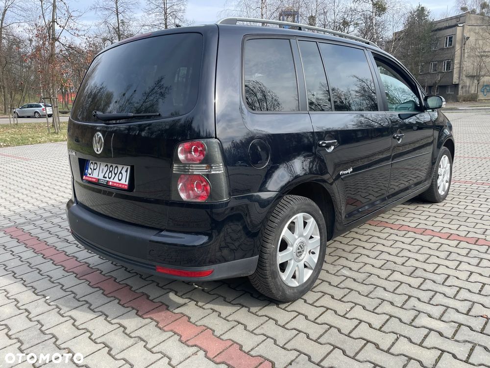 Volkswagen Touran 1.4 TSI Freestyle - 5