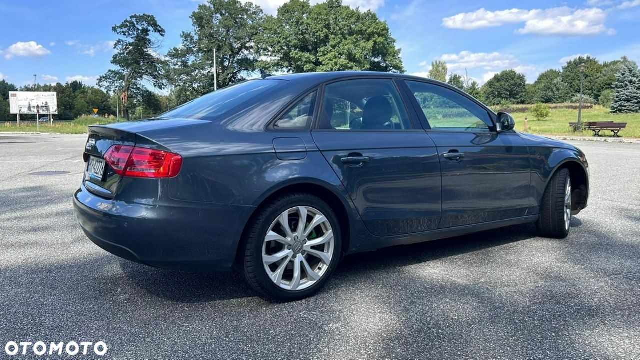 Audi A4 - 4