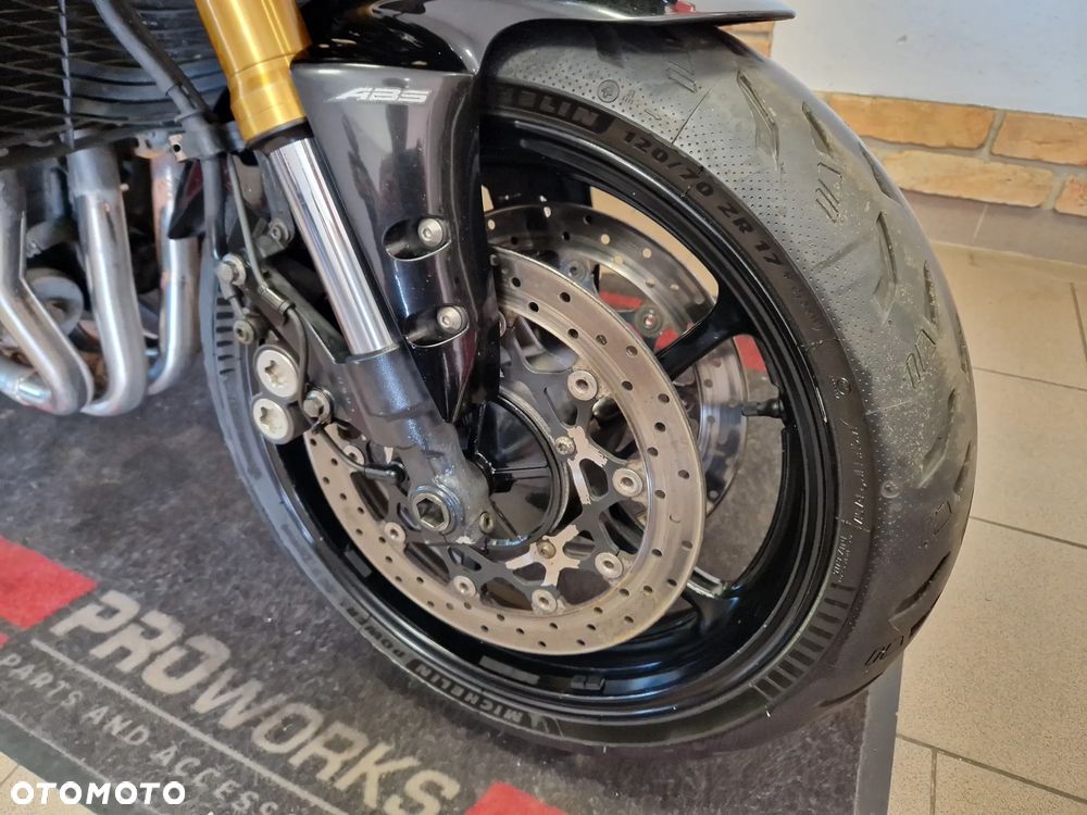 Yamaha FZ - 30