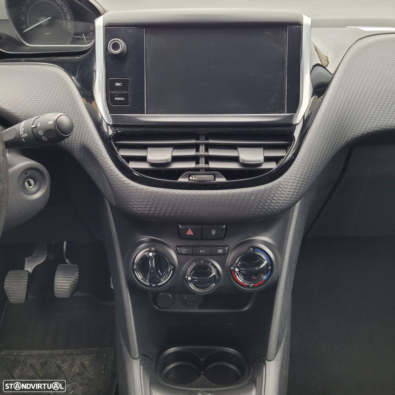 Peugeot 208 1.6 BlueHDi Style - 14