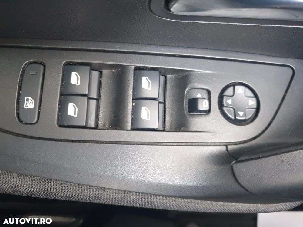 Peugeot 2008 1.5 BlueHDI FAP Active - 33