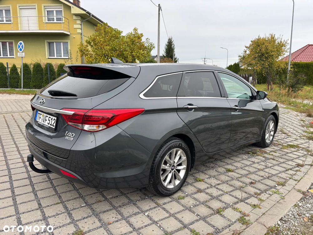 Hyundai i40 Kombi blue 1.7 CRDi DCT Premium - 17