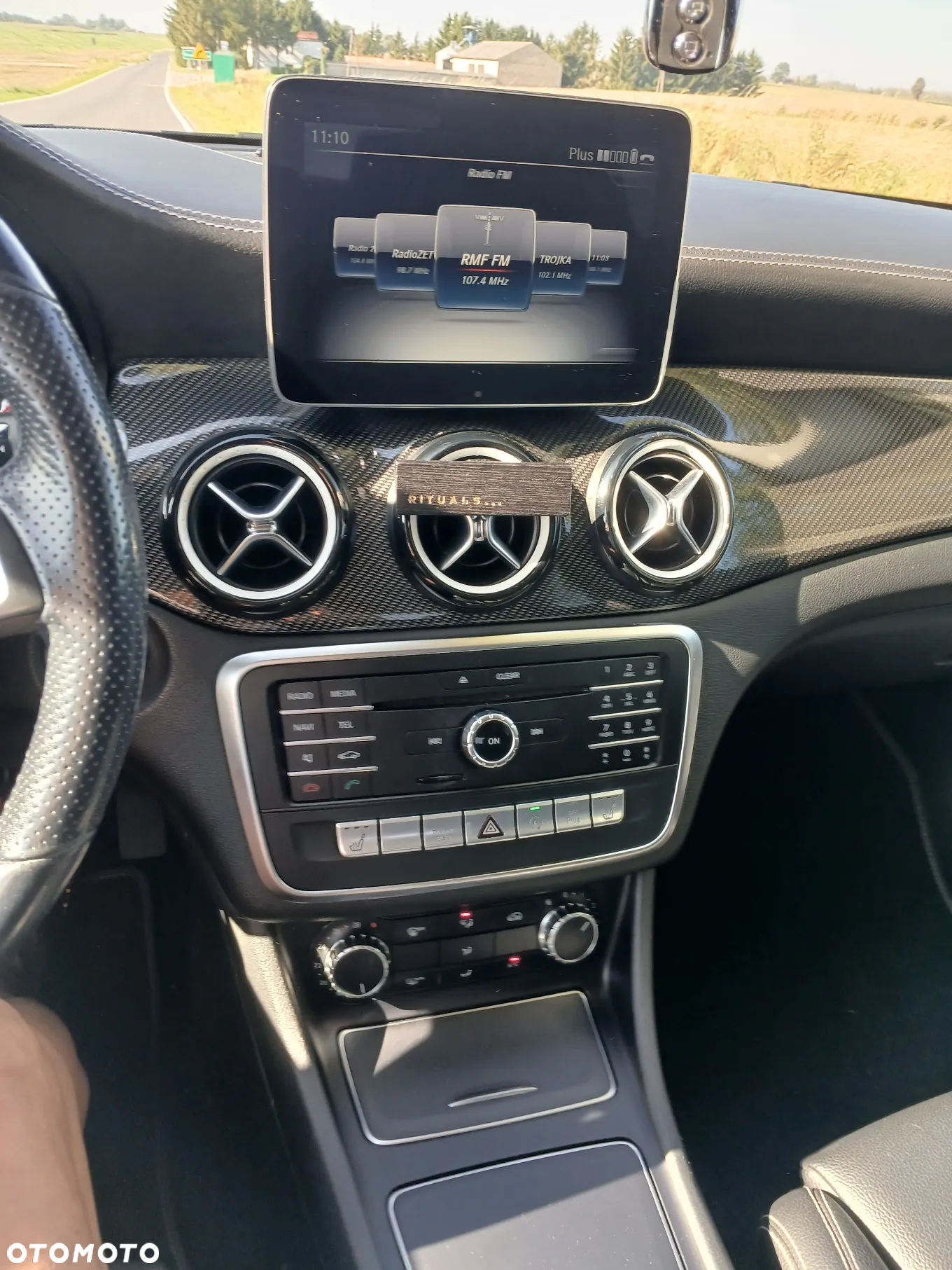 Mercedes-Benz CLA 200 7G-DCT AMG Line - 14