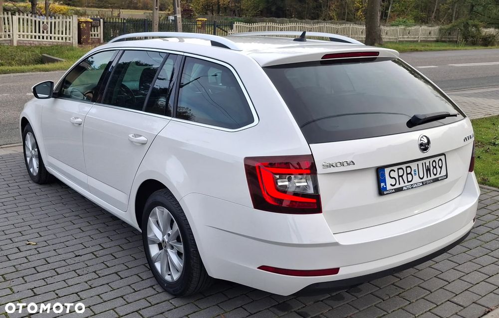 Skoda Octavia 2.0 TDI SCR Style DSG - 7