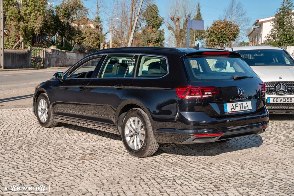 VW Passat Variant 2.0 TDI Elegance DSG - 11