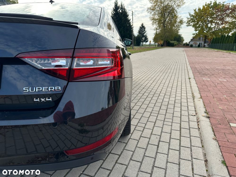 Skoda Superb 2.0 TDI L&K DSG - 4