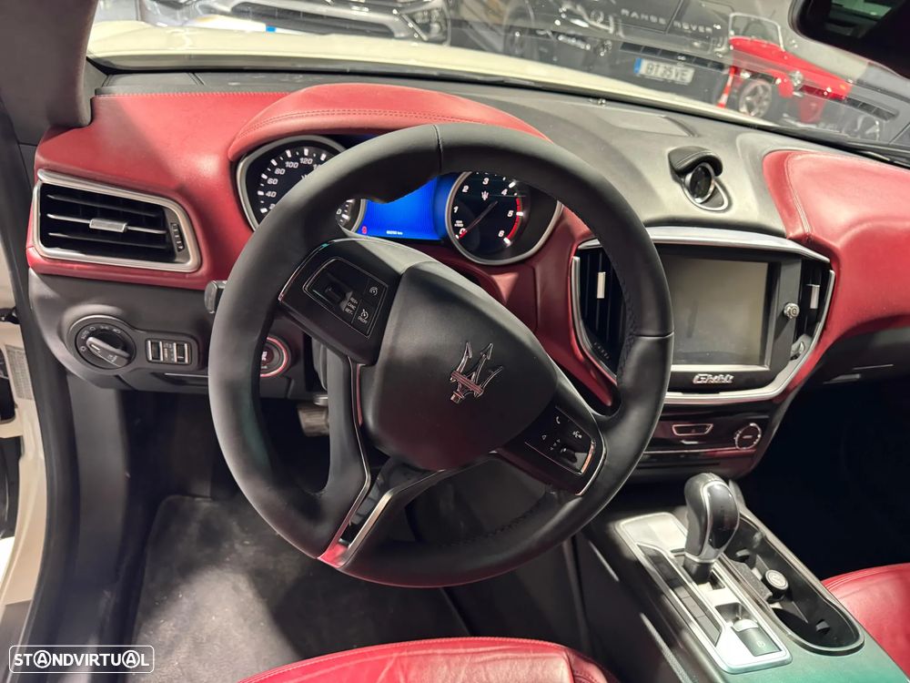 Maserati Ghibli 3.0 V6 - 8