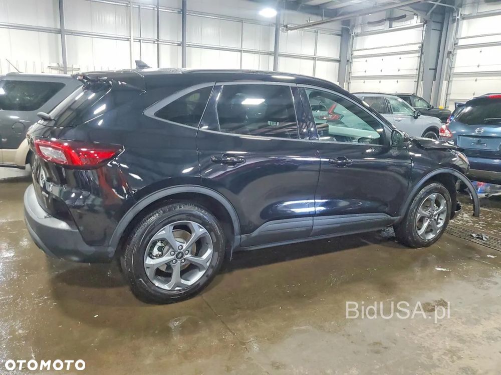 Ford Kuga - 5
