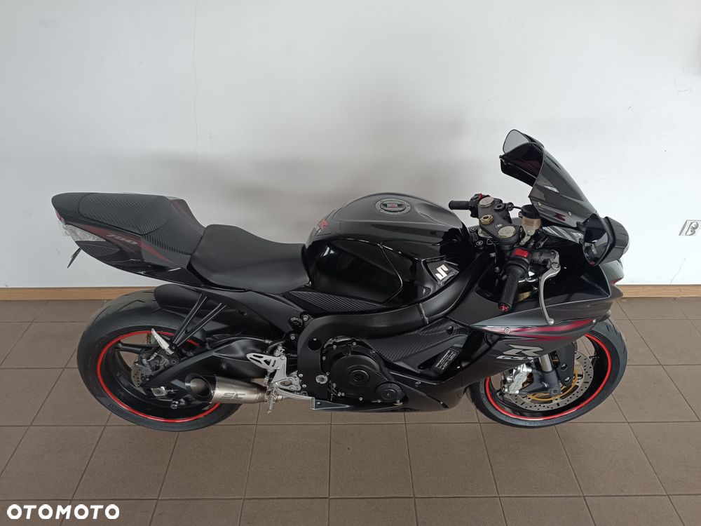 Suzuki GSX-R - 3