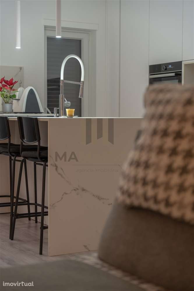 T3 COMO NOVO | TERRAÇO PRIVATIVO | ZONA PREMIUM - Grande imagem: 3/27