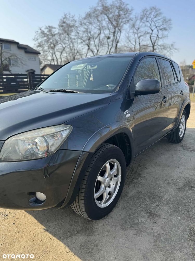 Toyota RAV4 2.2 D-4D X - 13