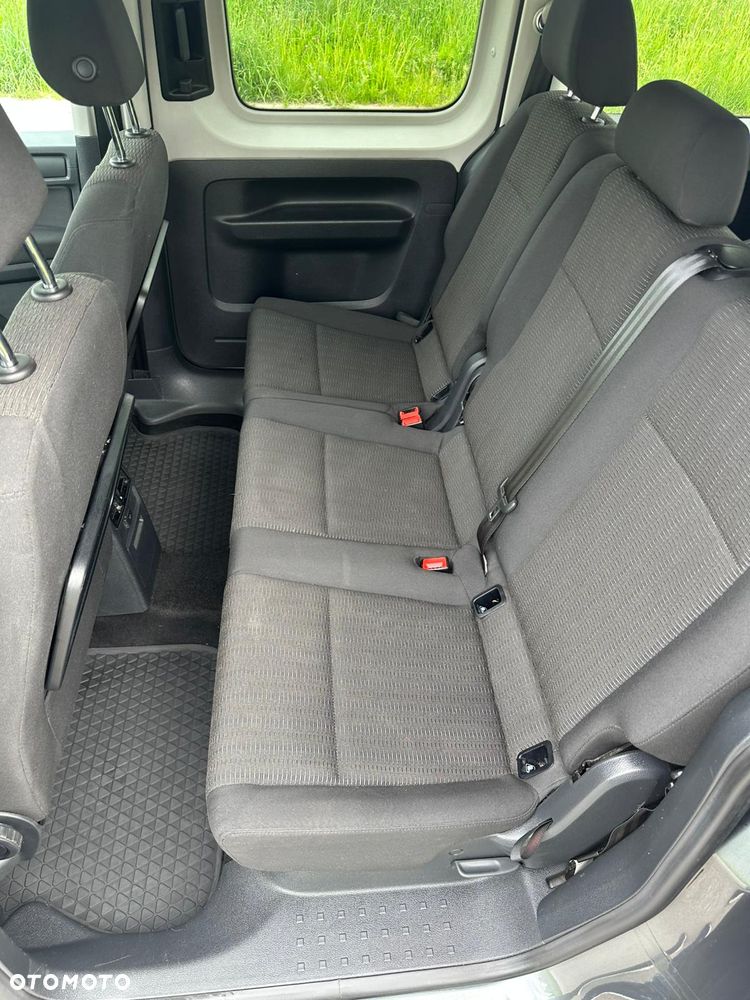 Volkswagen Caddy 2.0 TDI Highline 4Motion DSG - 17