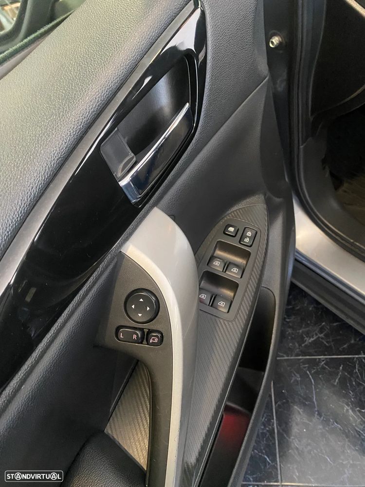 Mitsubishi Eclipse Cross 2.4 PHEV eMotion - 12