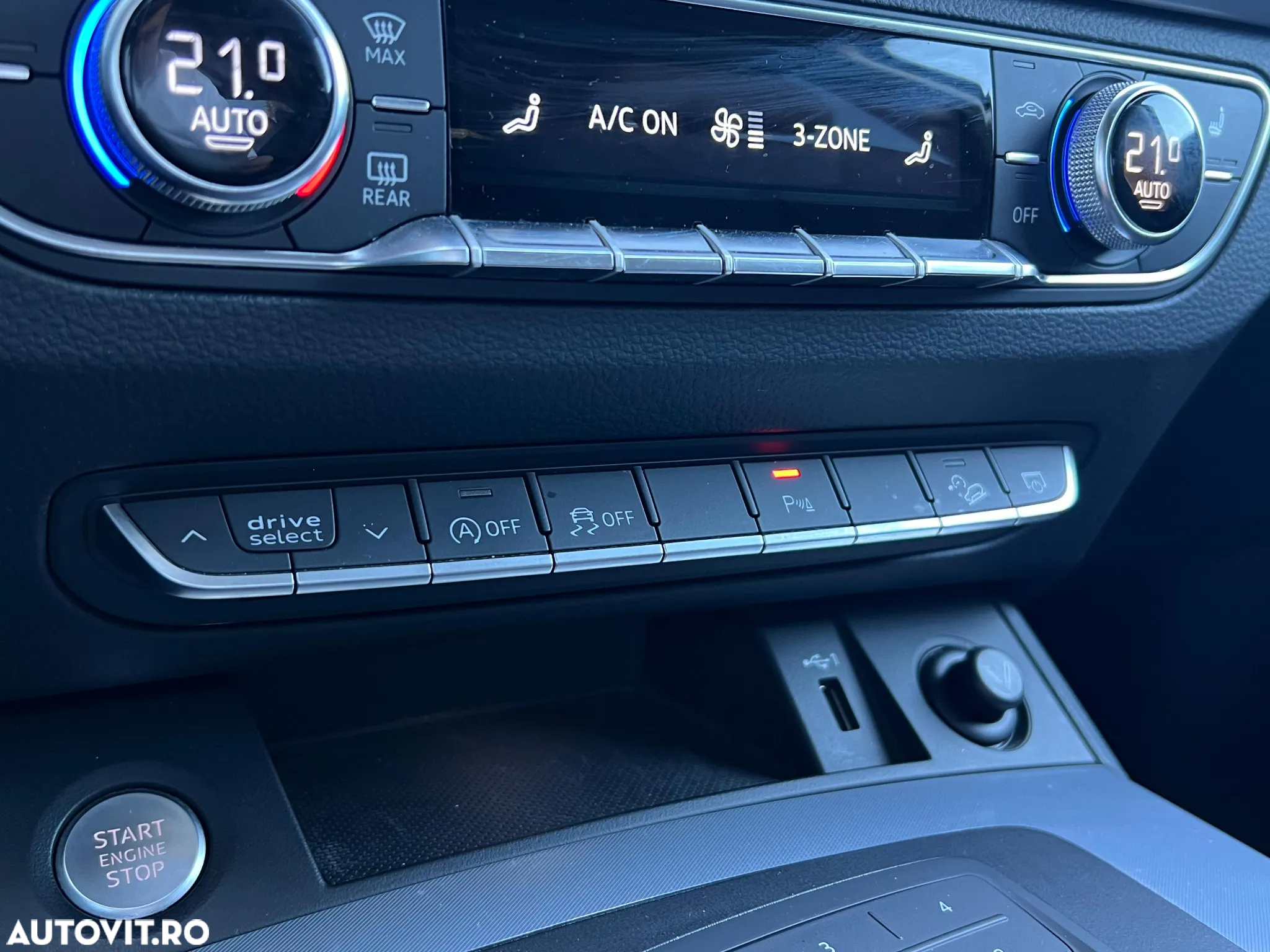 Audi Q5 2.0 40 TDI quattro S tronic Design - 28