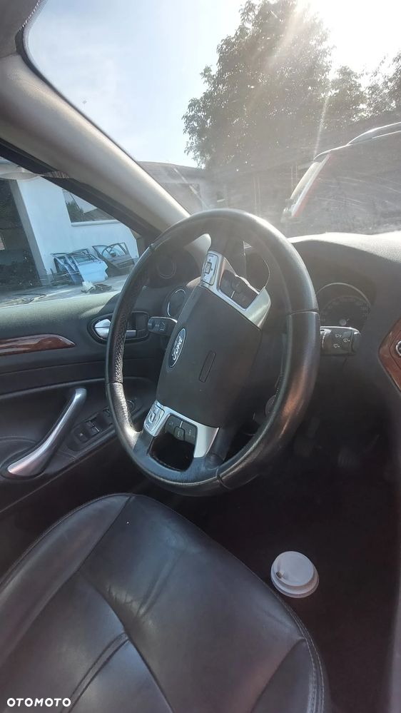 Ford mondeo MK4 2007 benzyna na części lampa klapa drzwi szyby silnik skrzynia lusterko tapicerka - 18