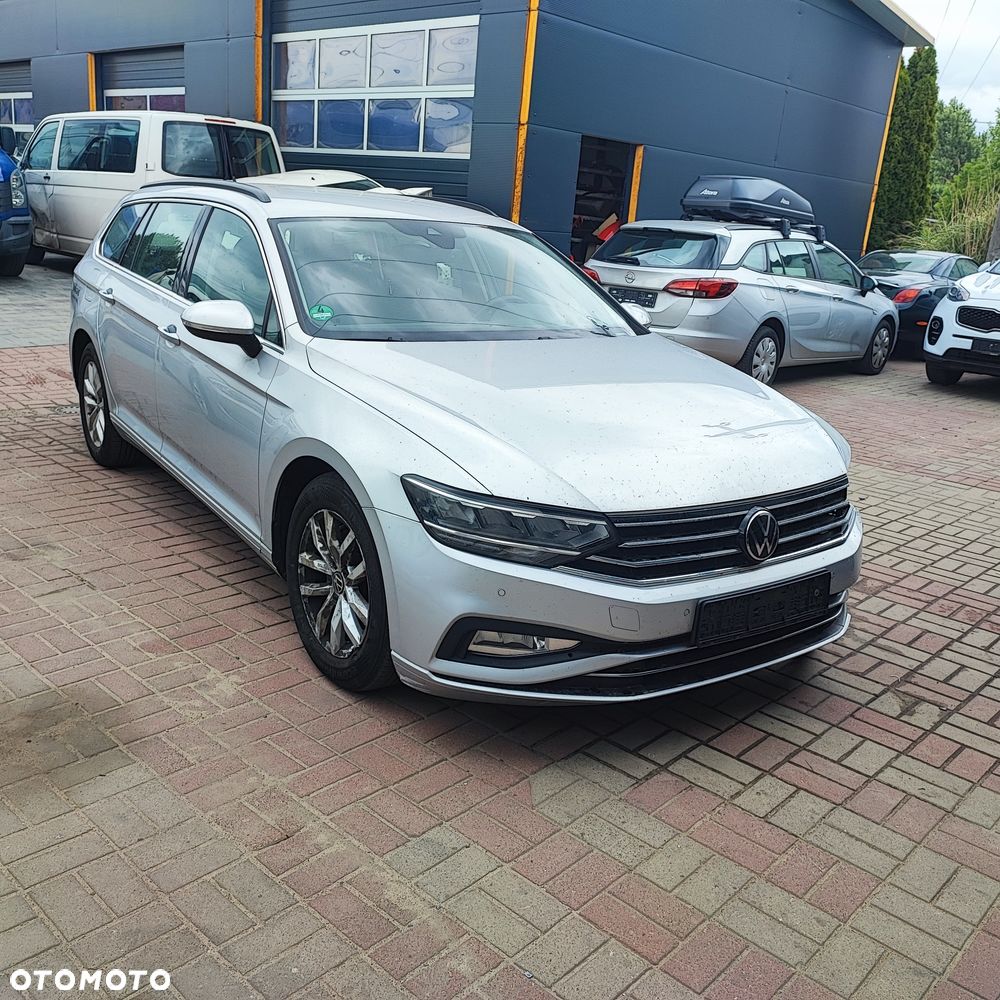Volkswagen Passat 2.0 TDI SCR DSG - 4