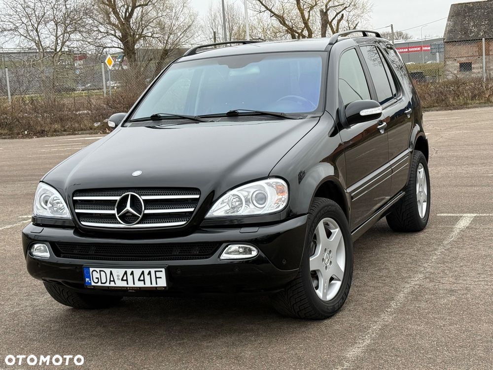 Mercedes-Benz ML - 14