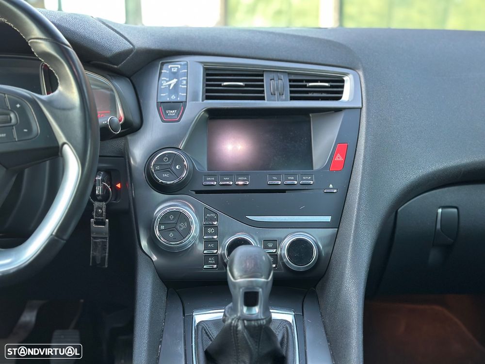 DS DS5 5 1.6 BlueHDi So Chic - 40