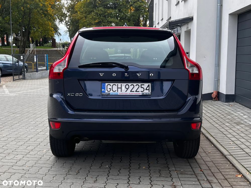 Volvo XC 60 DRIVe Momentum - 3