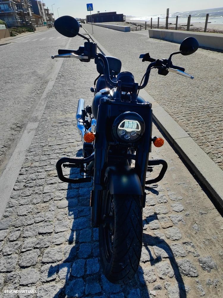 Indian Chief Dark Horse Bobber - 4