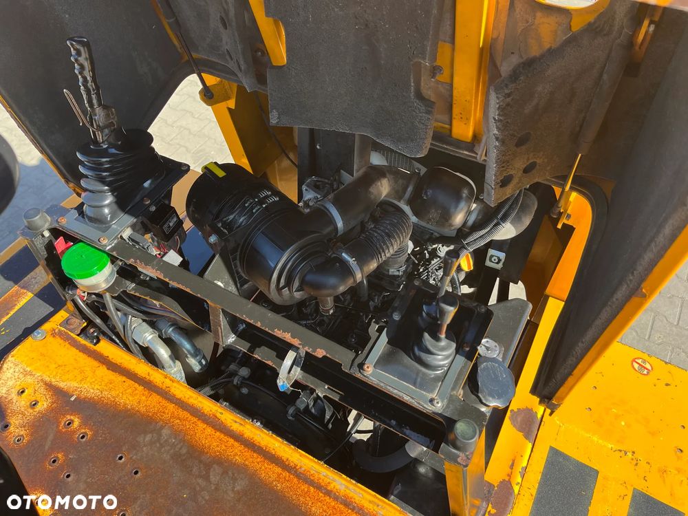 Thwaites Mach 475 3 Tonne Hydrostatic - 18