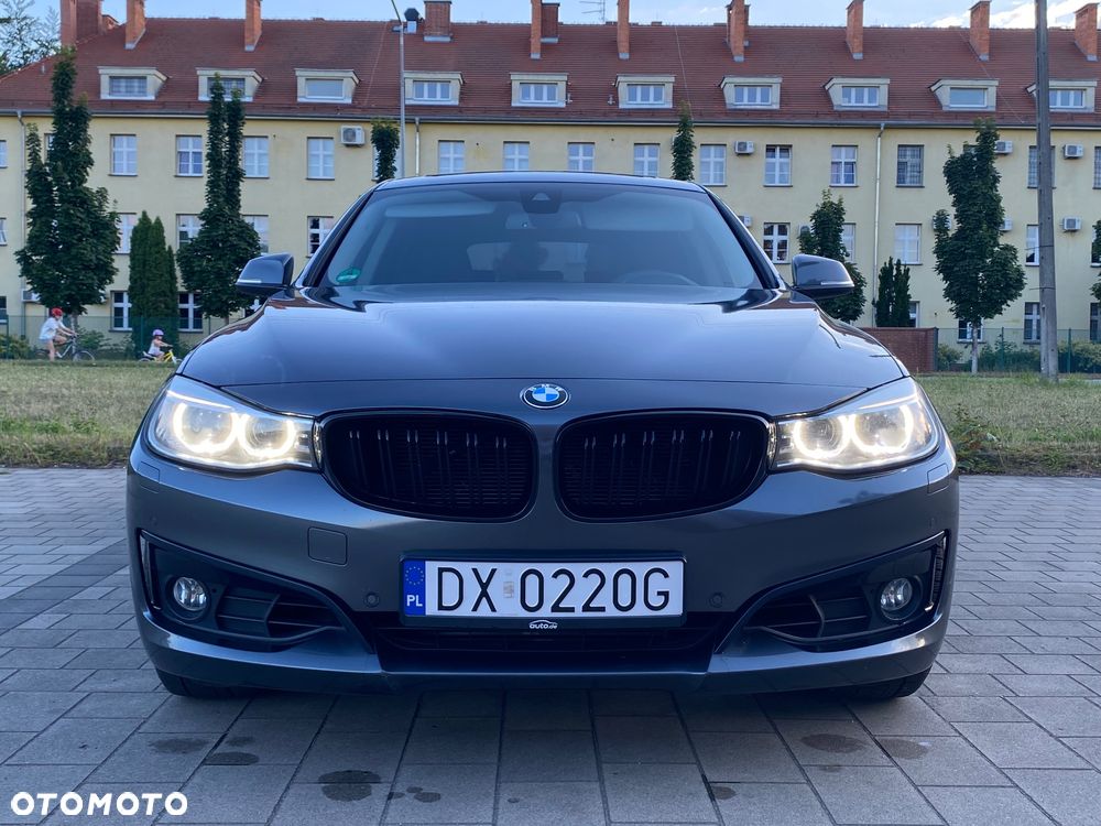 BMW 3GT 320i Sport Line - 1