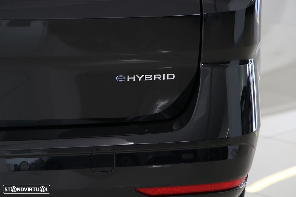 VW Multivan 1.5 TSI e-Hybrid Life DSG - 15