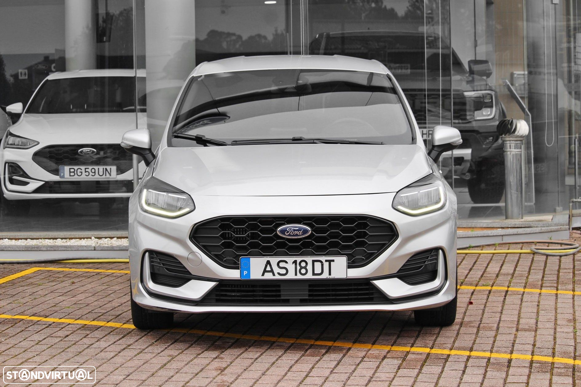 Ford Fiesta 1.0 EcoBoost MHEV ST-Line - 4