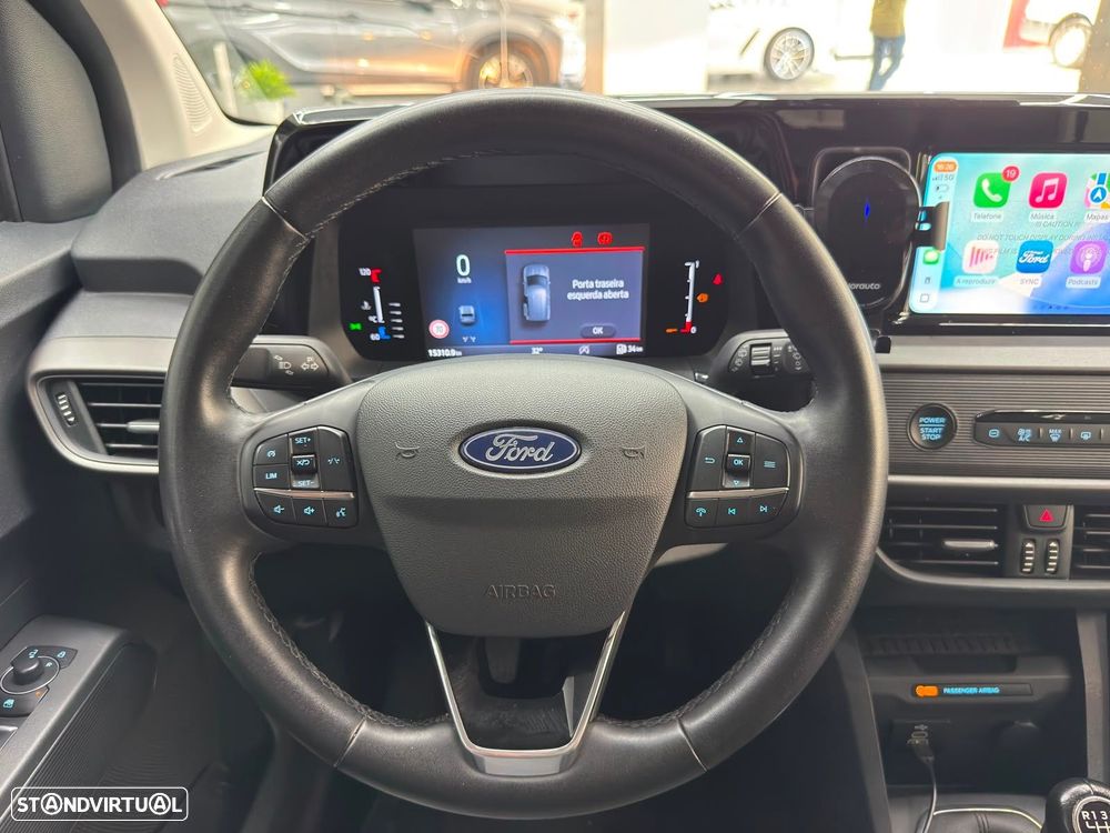 Ford Tourneo Courier 1.0 EcoBoost Titanium - 29
