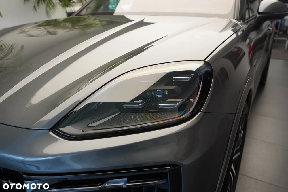 Porsche Cayenne Coupe - 10