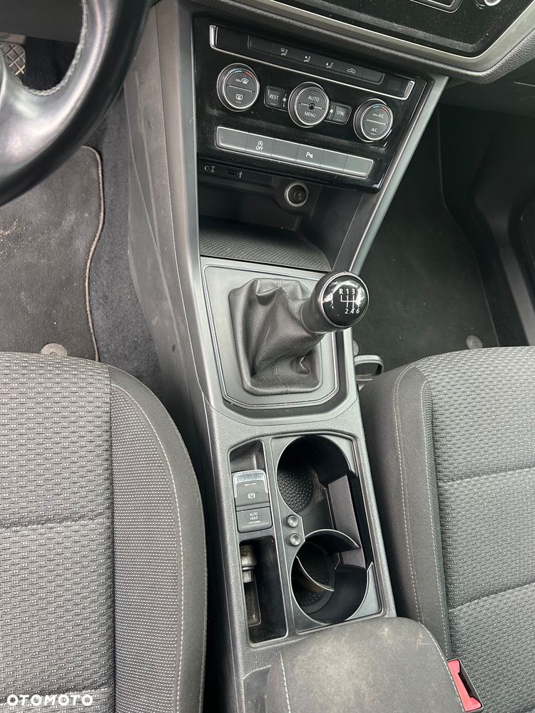 Volkswagen Touran 1.2 TSI (BlueMotion Technology) Comfortline - 22