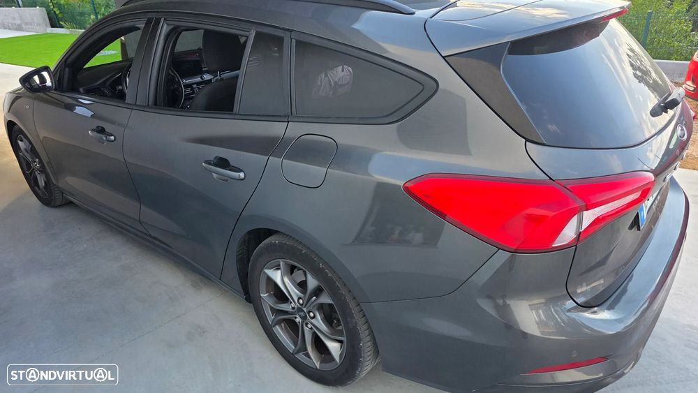 Ford Focus SW 1.5 TDCi ST-Line - 4