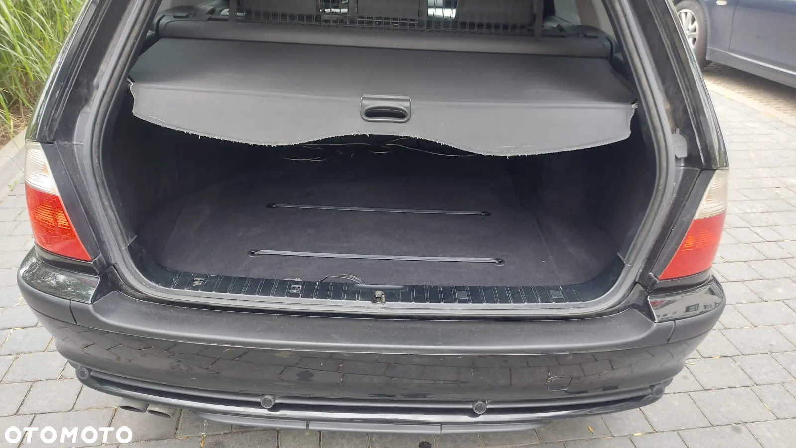 BMW Seria 3 320i Touring - 17