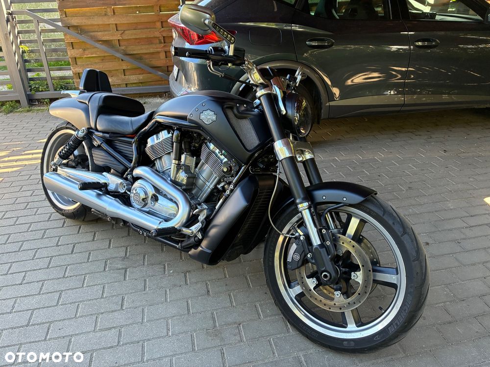 Harley-Davidson V-Rod Muscle - 1