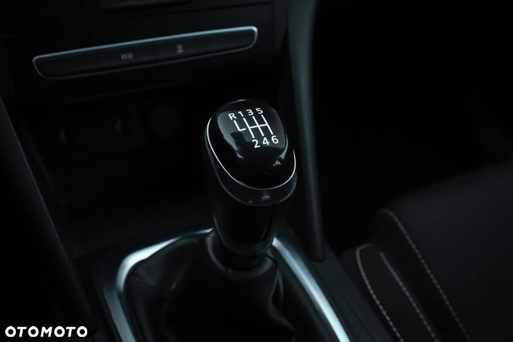 Renault Megane 1.2 Energy TCe Life - 28