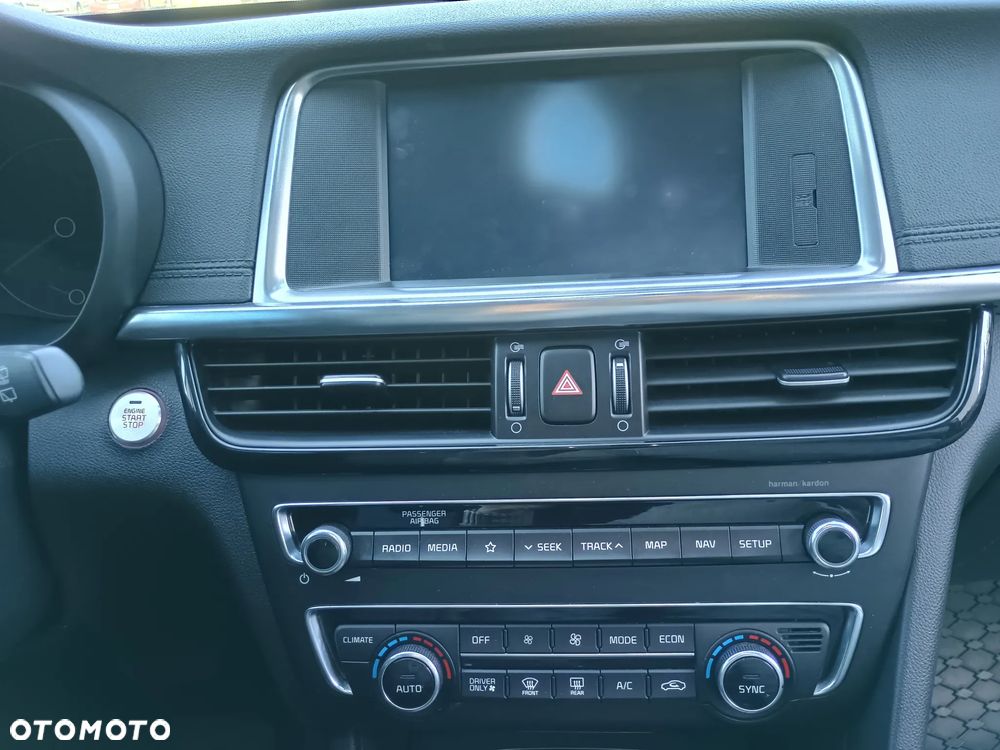 Kia Optima Plug-in Hybrid - 13