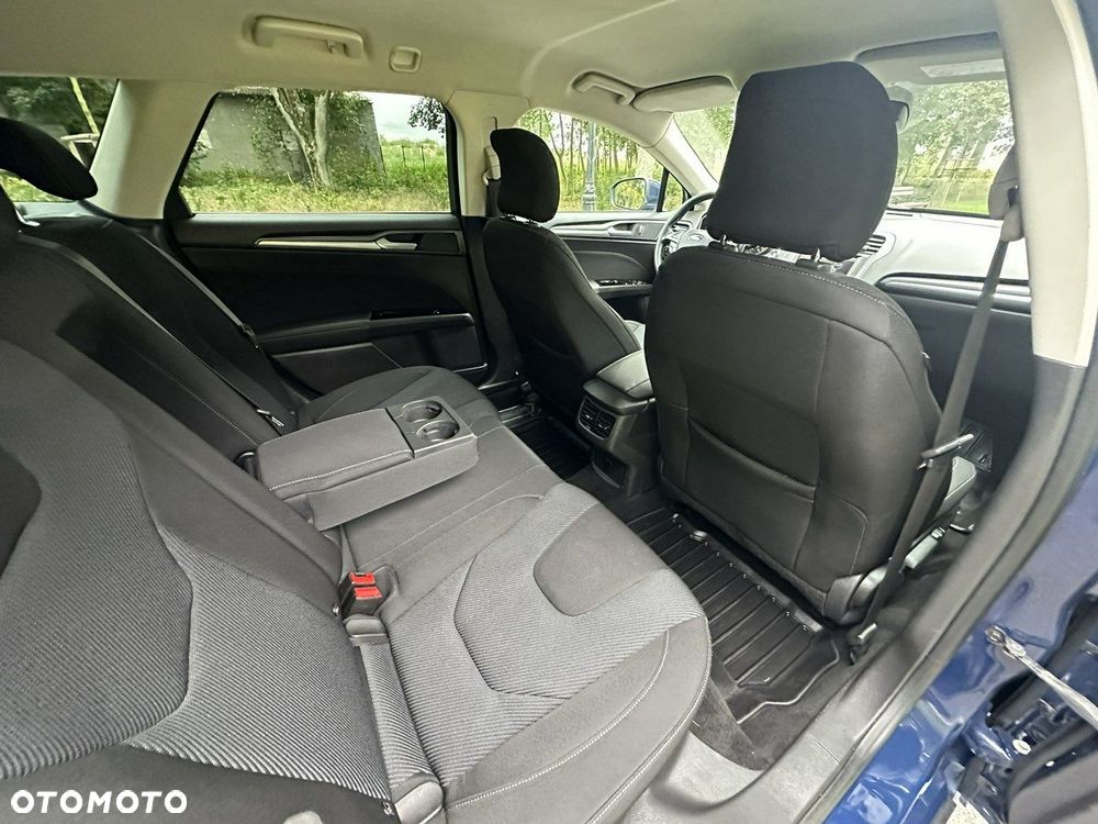 Ford Mondeo - 26